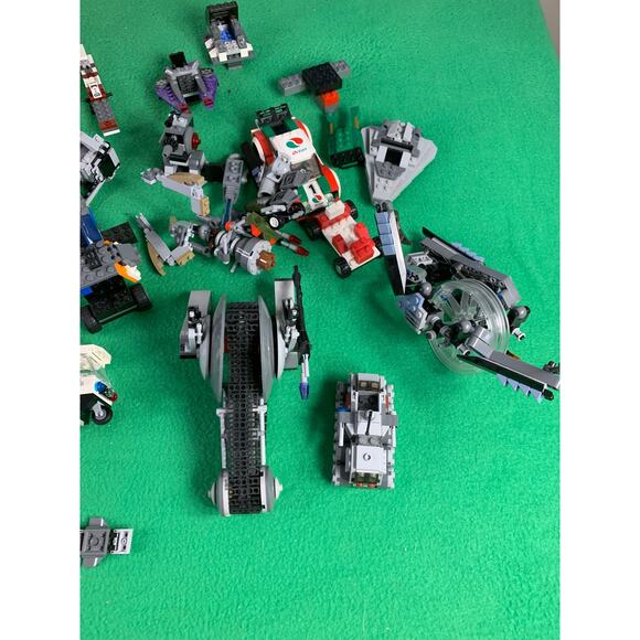 LEGO Transformers Wheeljack Building Blocks Play Set for Kids Multicolor Plastic - Picture 6 of 16